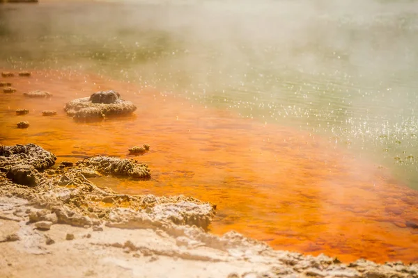 Área geotérmica de Wai-o-Tapu — Fotografia de Stock