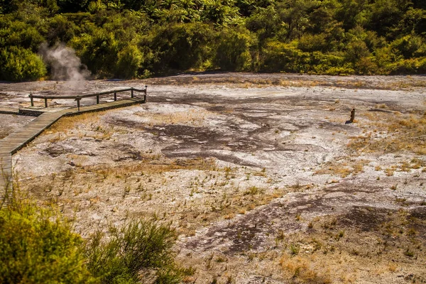 Orakei Korako geotermal valley — Stock Photo, Image