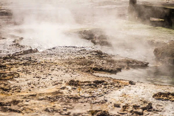 Orakei korako geotermal údolí — Stock fotografie