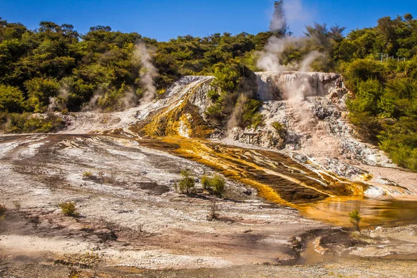 Orakei korako geotermal Dolina — Zdjęcie stockowe