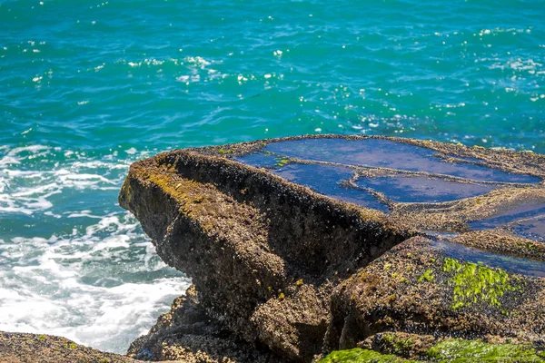 Playa muriwai, salpicaduras de agua —  Fotos de Stock