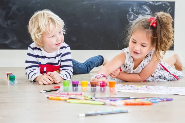 Preschooler children drawing — Stock Photo, Image