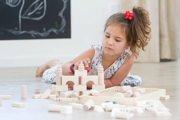 Felice bambina ragazza — Foto Stock