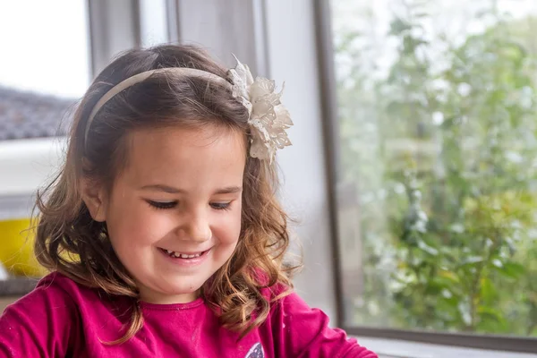 Indoor portrait of young child girl — Stock Photo, Image