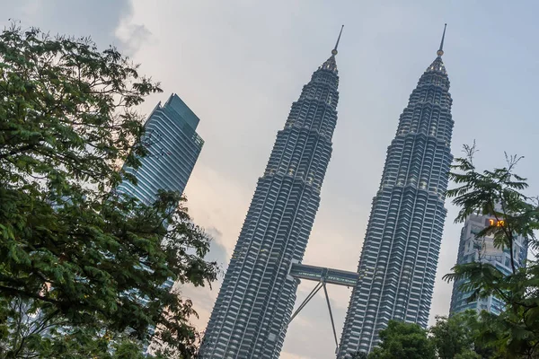 Petronas tårn, Kuala Lumpur – stockfoto