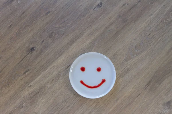 Smiley-Gesicht von Tomatensauce — Stockfoto