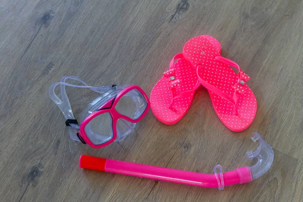 Scuba diving snorkel masker, buis en slippers — Stockfoto