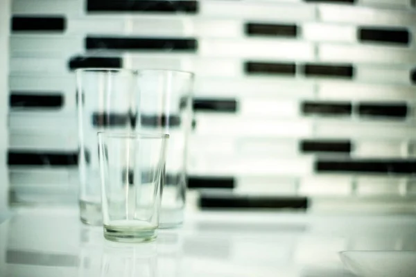 Abstract Shot Glasses Black White Wall Geometric Background — Stock Photo, Image