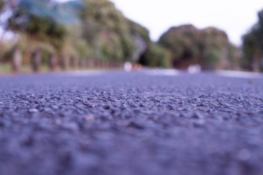 Yolun resmi, asfalt ayrıntıları