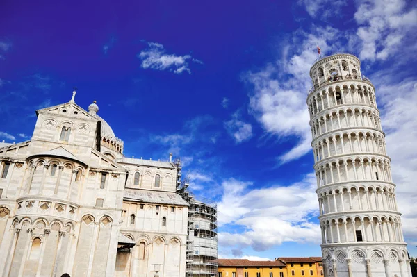 Torre inclinada e Catedral de Pisa, Itália — Fotografia de Stock