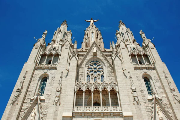 Tempio del Sacro Cuore di Gesù sul monte Tibidabo, Barcellona, Spagna — Foto Stock