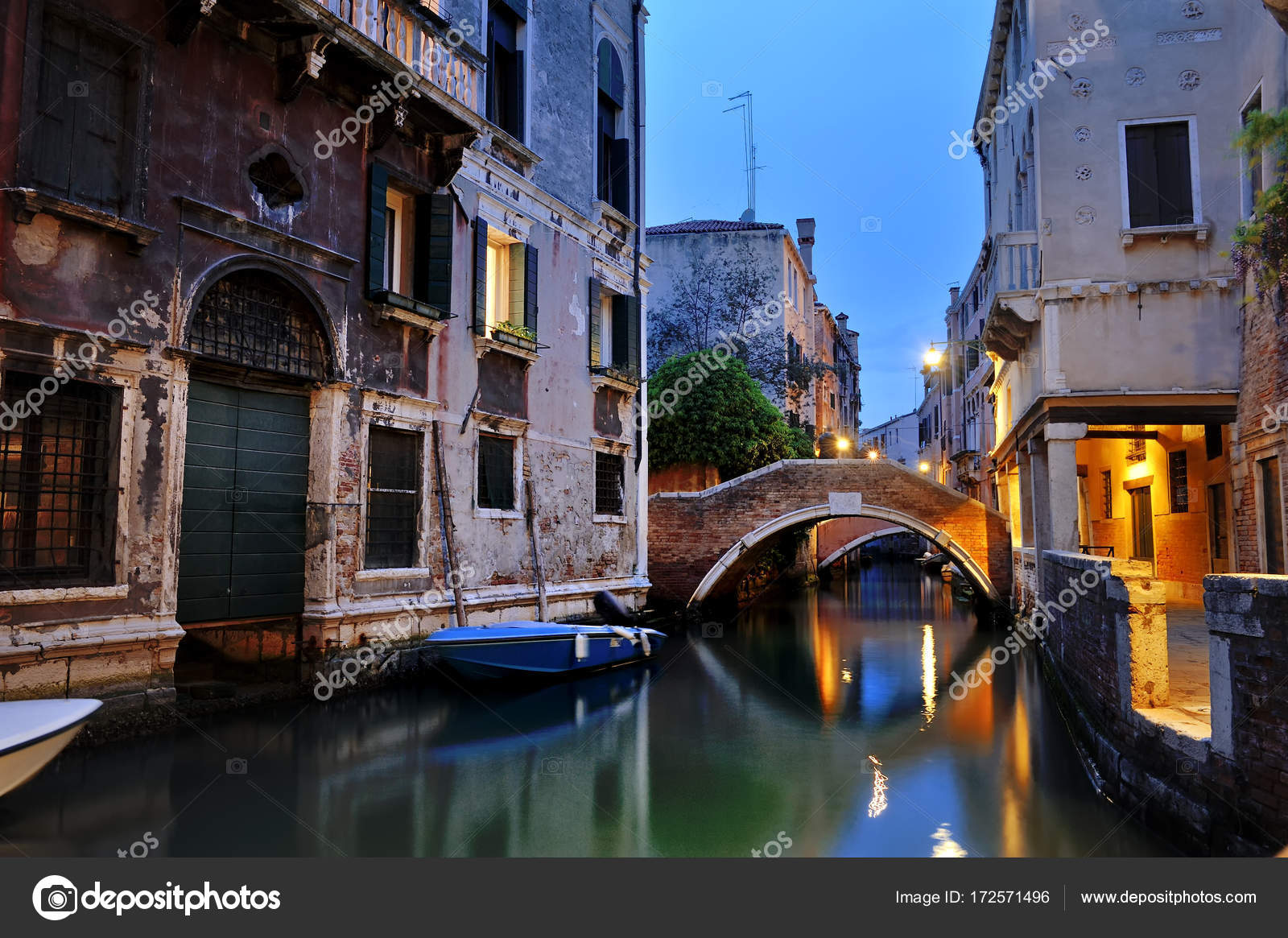 Romantic Night View Of A Canal Venice Italy Stock Photo Image By C Tanialerro 172571496
