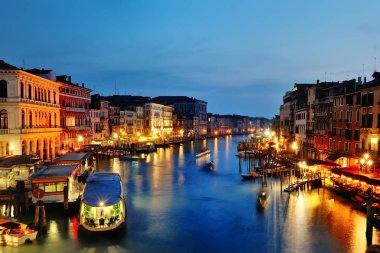 Venice, İtalya - grand canal gece görünümü