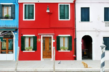 Karakteristik bina Burano, Venedik, İtalya
