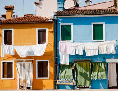 Karakteristik bina Burano, Venedik, İtalya