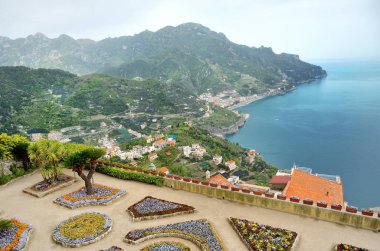 Ravello, panoramik Villa Rufolo ve Amalfi Coast, İtalya