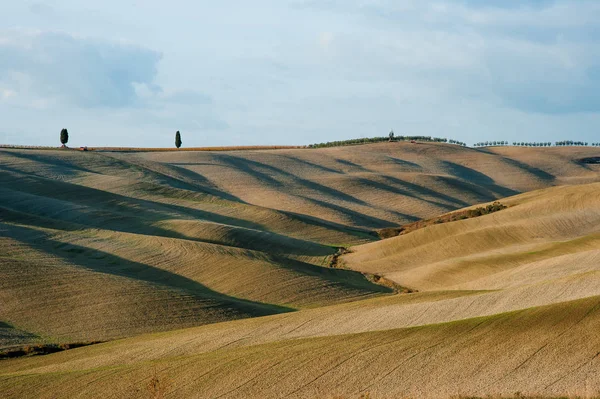 Krajobraz Toskanii z charakterystycznym wzgórz, Toskania, Włochy — Zdjęcie stockowe