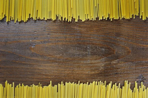 Паста фон - сира спагеті на дереві — стокове фото