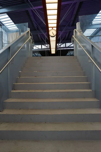 Low Angle View Industrial Stairs Leading Top Mounted Analog Clock — Stockfoto