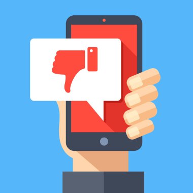 Holding smartphone antipati mesaj ile el, düğme sevmemek. Başparmak aşağı simgesi. Sosyal ağ, sosyal medya kullanımı üstünde hareket eden aygıt. Modern kavramları. Düz tasarlamak vektör