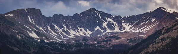 Aldrig sommar bergen Panorama — Stockfoto