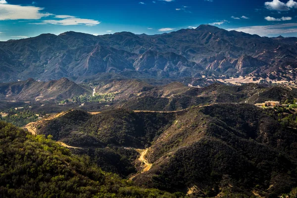 Calabasas ve Santa Monica dağlar