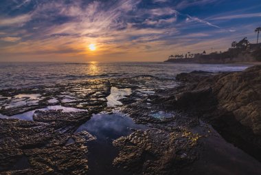 Dalgıç Cove günbatımı