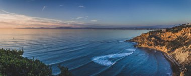 Düz Rock noktada günbatımı Panorama
