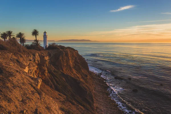 Hermoso faro de Point Vicente al atardecer — Foto de Stock