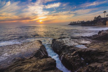 Dalgıçlar Cove günbatımı