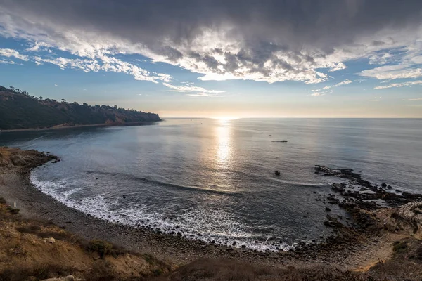 Bluff Cove üzerindeki dramatik bulut manzarası — Stok fotoğraf