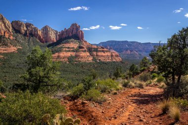 Red-Rock Secret Mountain Wilderness Vista with The Fin, Wilson Mountain and Ship rock fortions, Coconino National Forest, Arizona