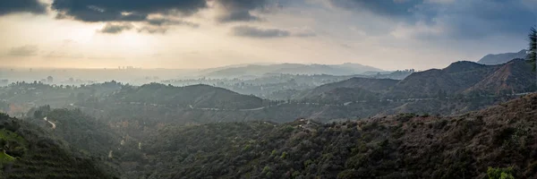 Vista Espectacular Del Griffith Park Desde Mount Hollywood Trail Día —  Fotos de Stock