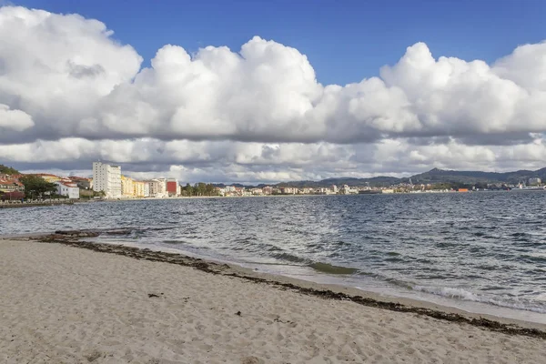 Playa Compostela en la ciudad de Carril — Foto de Stock