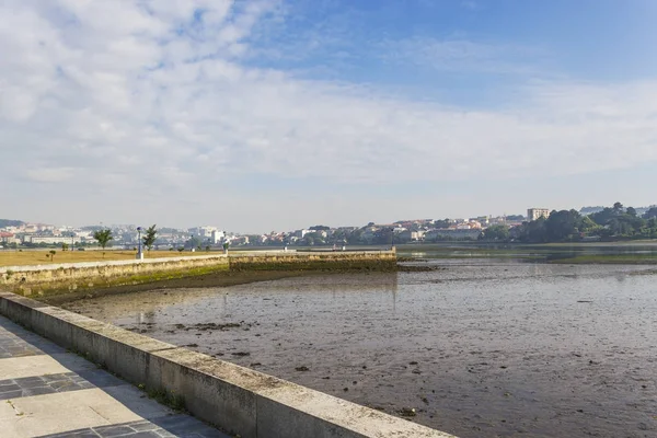 Estero de Burgo en la ciudad de O Burgo — Foto de Stock