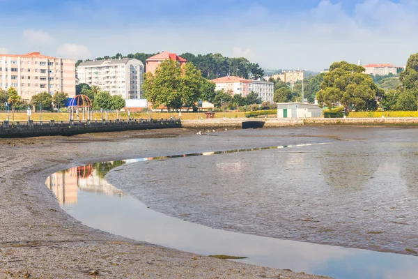 O Ciudad de Burgo y estuario —  Fotos de Stock