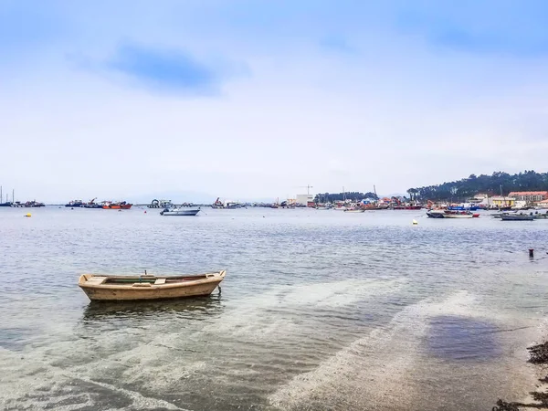 Verankerde Vissersboten Arousa Eiland — Stockfoto