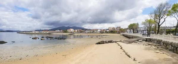 Panorámás Kilátás Kagyló Halásznők Preguntoiro Strand Vilaxoan Falu Vilagarcia Arousa — Stock Fotó