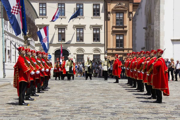 Cambio de Ceremonia de Guardias en Zagreb —  Fotos de Stock