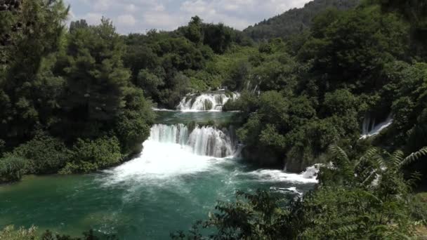 Национальный парк Водопады Крка в Далмации Хорватия Европа — стоковое видео