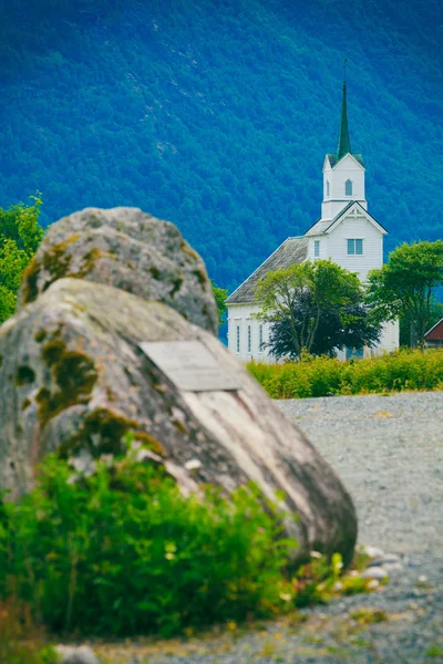 Igreja Oppstryn na Noruega — Fotografia de Stock