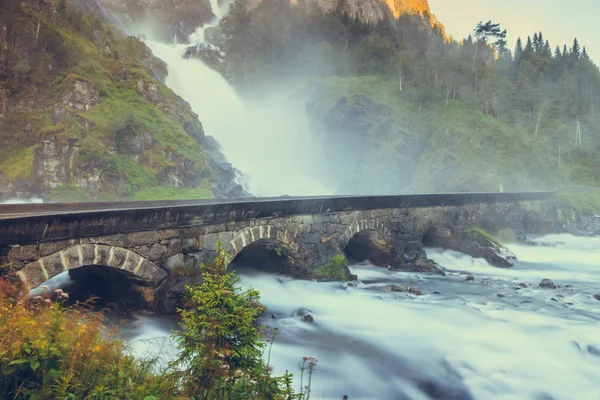 Latefossen καταρράκτη στη Νορβηγία — Φωτογραφία Αρχείου