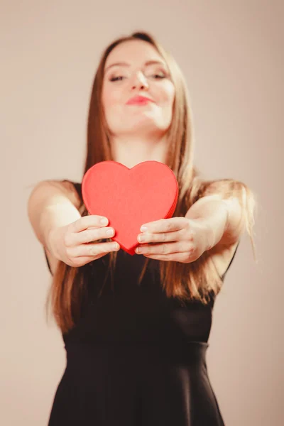 Cute girl with heart — Stock Photo, Image