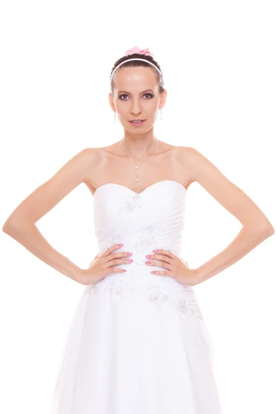 Aantrekkelijke mooie bruid in witte bruiloft jurk. — Stockfoto