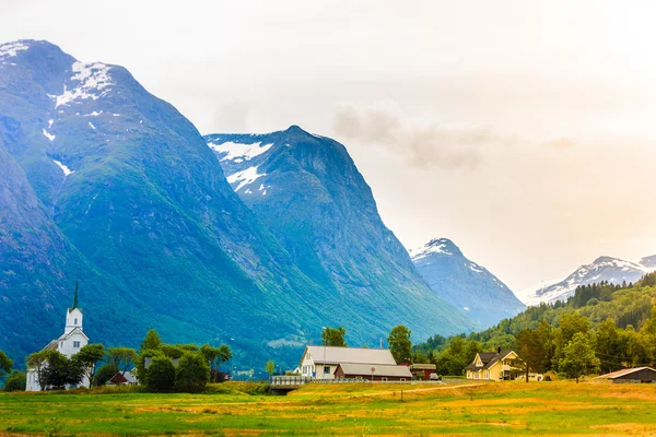 Chiesa di Oppstryn in Norvegia — Foto Stock