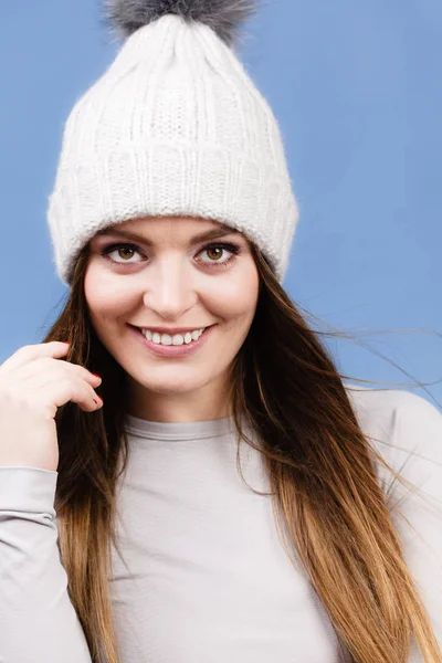 Femme en sous-vêtements thermiques — Photo