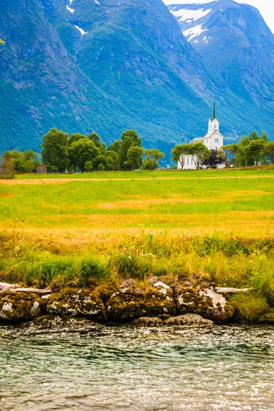 Iglesia de Oppstryn en Noruega —  Fotos de Stock
