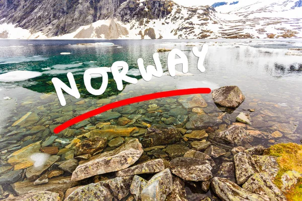 Λίμνη djupvatnet, Νορβηγία — Φωτογραφία Αρχείου