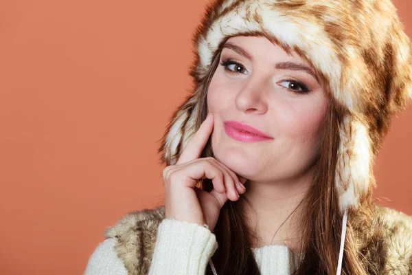 Girl in fur cap — Stock Photo, Image