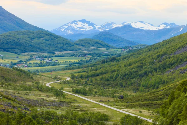 Paesaggio montano in Norvegia. — Foto Stock